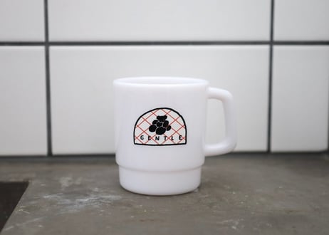 割れないカップ