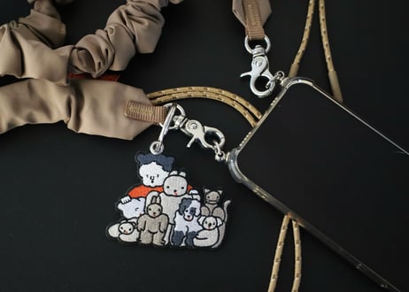 刺繍キーホルダー「ぬいぐるみ家族写真」