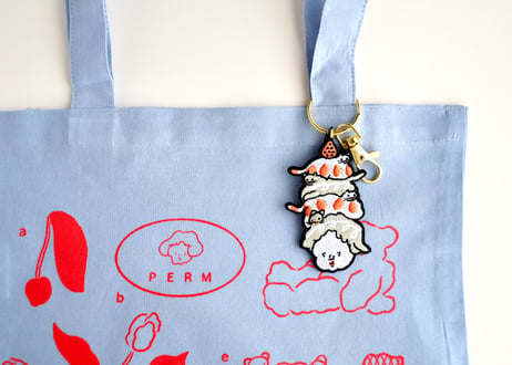 刺繍キーホルダー「ネコケーキ」