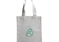 薄手トート「She is swollen(彼女はむくんでいます）」