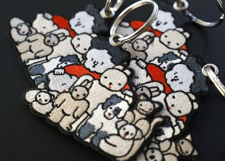 刺繍キーホルダー「ぬいぐるみ家族写真」
