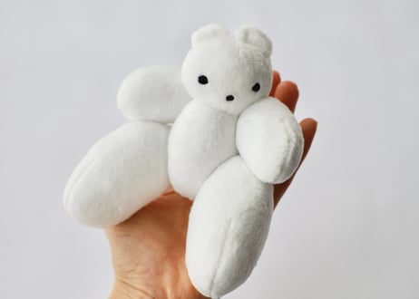 手乗りムクミぬいホルダー「鎮座」
