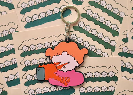 ラバーキーホルダー「推しに目とハートをやられてる人」