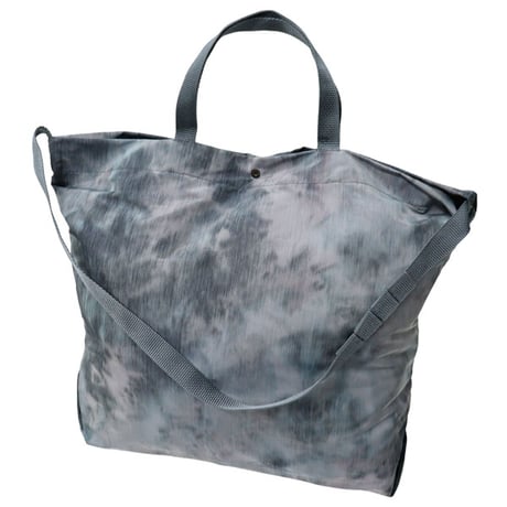 ENGINEERED GARMENTS（エンジニアード ガーメンツ）"Carry All Tote - Polyester Smoke Print"
