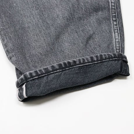 Graphpaper（グラフペーパー）"Selvage Denim Two Tuck Tapered Pants"