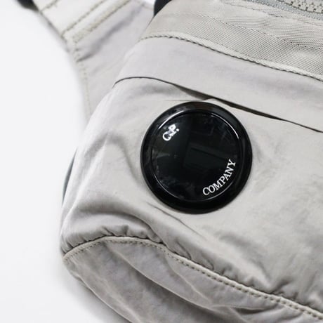 C.P. Company（シーピーカンパニー）"NYLON B LENZ WAISTBAG"