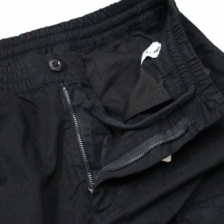 C.P. Company（シーピーカンパニー）"CARGO PANT IN MICROREPS PEACHED PFD"