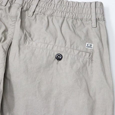 C.P. Company（シーピーカンパニー）"MICRO-REPS BOXY CARGO LENS PT"