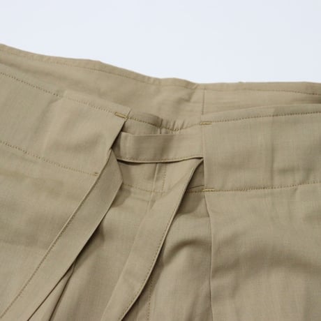BROWN by 2-tacs（ブラウン バイ ツータックス）"Lose shorts"