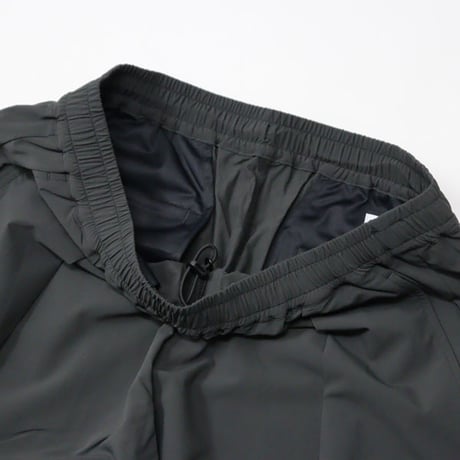 Graphpaper（グラフペーパー）"PERTEX EQUILIBRIUM Wide Easy Shorts"