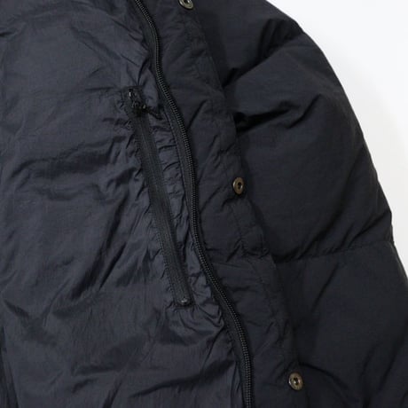 Graphpaper（グラフペーパー）"Garment Dyed Down Jacket"