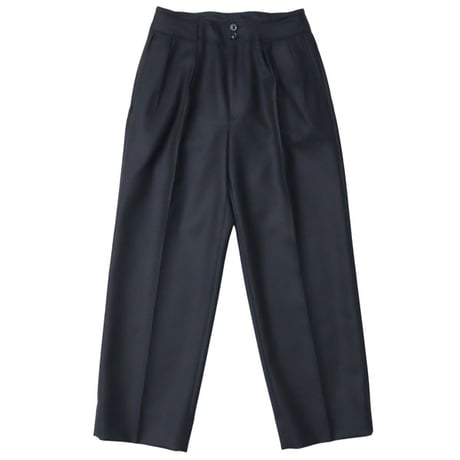 ULTERIOR（アルテリア）"SUPER FINE LIGHT MELTON TUCKED TROUSERS"
