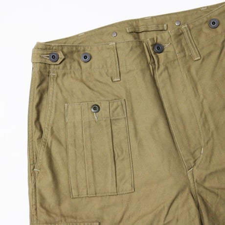 Nigel Cabourn（ナイジェルケーボン）"ARMY CARGO SHORT"