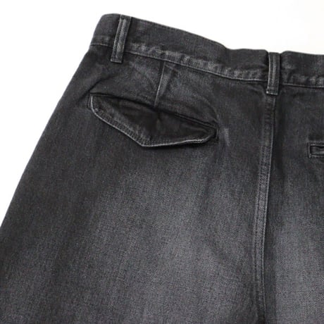 Graphpaper（グラフペーパー）"Selvage Denim Two Tuck Pants - DARK FADE"