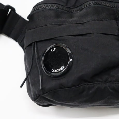 C.P. Company（シーピーカンパニー）"NYLON B LENZ WAISTBAG"