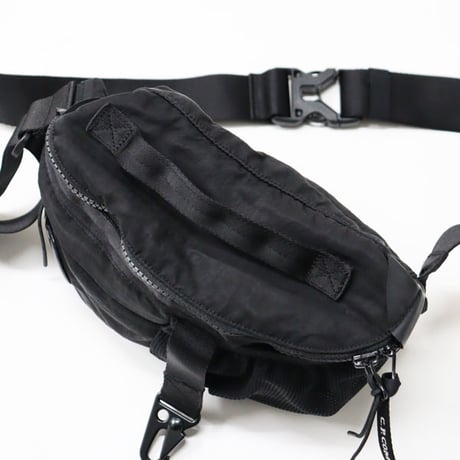 C.P. Company（シーピーカンパニー）"NYLON B LENZ WAISTBAG"