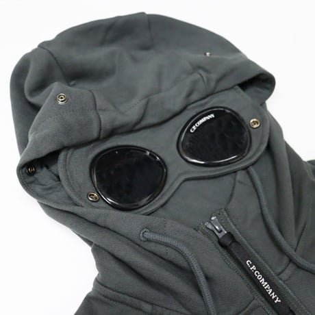 C.P. Company（シーピーカンパニー）"SWEATSHRTS HOODED OPEN IN DIAGONAL RAISED FLEECE"