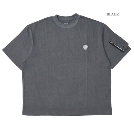 is-ness（イズネス）"Arm Pocket T-Shirt"