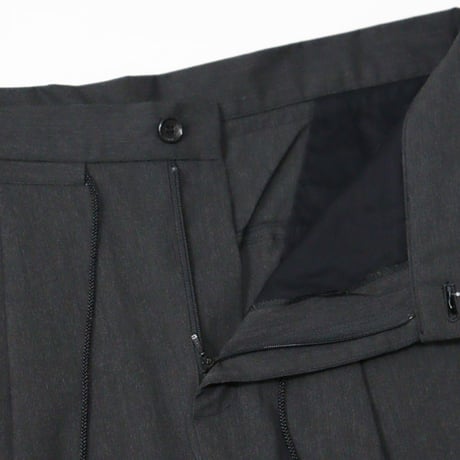 is-ness（イズネス）"GUSSET CROTCH PANTS"