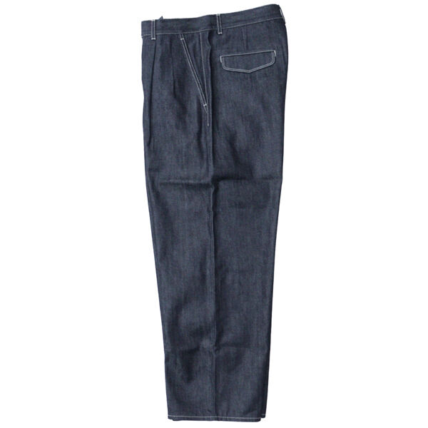 グラフペーパー　デニム　SELVAGE DENIM TWO TUCK PANTS Graphpaper（グラフペーパー）