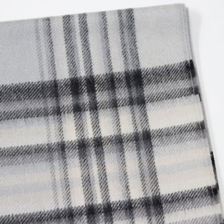 The Inoue Brothers...（ザ イノウエブラザーズ）"Brushed Scarf Check"