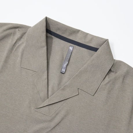 ARC’TERYX VEILANCE（アークテリクス ヴェイランス）"Metron SS Polo Shirt"