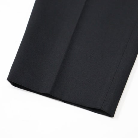 HEUGN（ユーゲン）""Aaron" Wool Black"