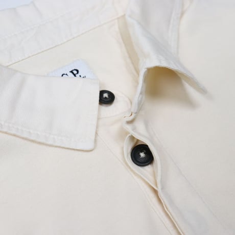 C.P. Company（シーピーカンパニー）"SWEATSHRTS POLO COLLAR IN LIGHT FLEECE"