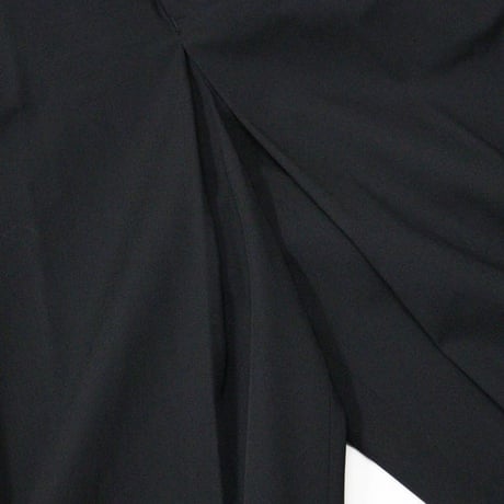 nonnotte（ノノット）"Draping Crotch Box Pleats 1Tuck Trousers"