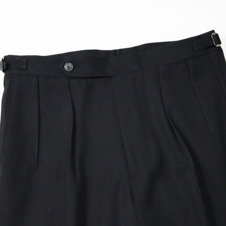 HEUGN（ユーゲン）""Aaron" Wool Black"