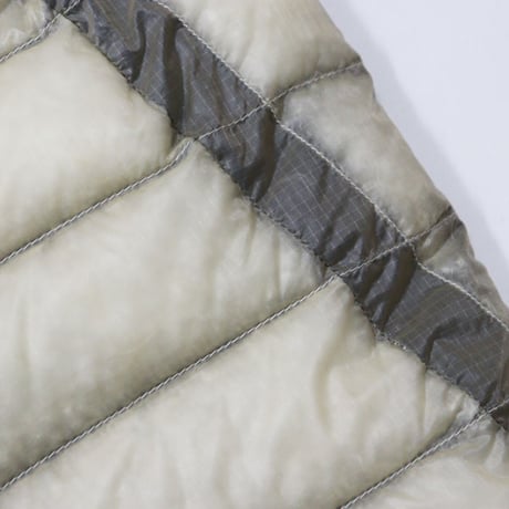 C.P. Company（シーピーカンパニー）"OUTERWEAR MEDIUM JKT IN DD-SHELL - PISTACHIO SHELL"