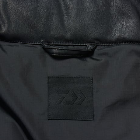 DAIWA PIER39（ダイワ ピア39）"TECH 2WAY SYNTHETIC SKIN DOWN JACKET"