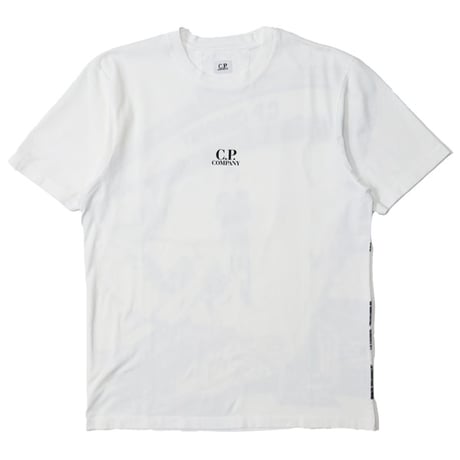 C.P. Company（シーピーカンパニー）"JERSEY 24/1 ARTWORK LOGO T-SHIRT"