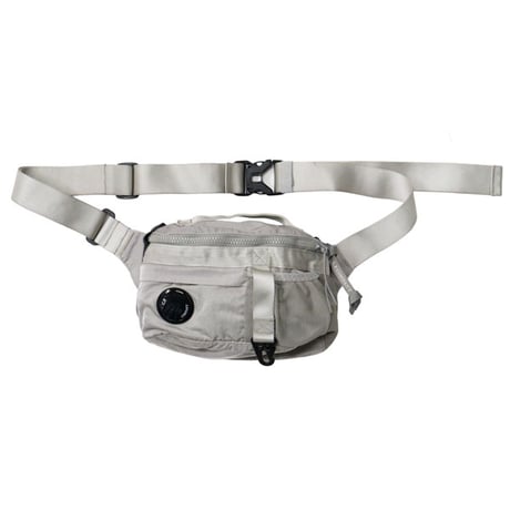 C.P. Company（シーピーカンパニー）"NYLON B LENZ WAISTBAG"