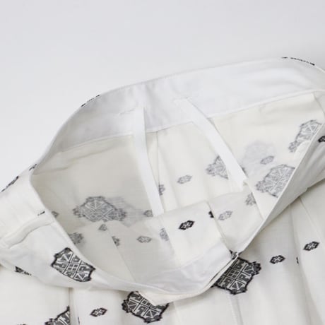 Ladie's /ENGINEERED GARMENTS（レディース エンジニアード ガーメンツ）"Tuck Skirt - Cotton Ikat Print"