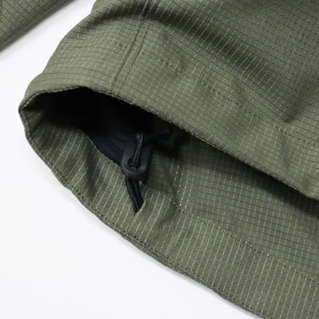 NEEDLES SPORTSWEAR（ニードルス スポーツウエア）"Warm Up V-Neck Jac - Cool Dots"