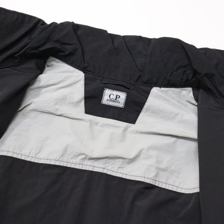 C.P. Company（シーピーカンパニー）"CHROME-R LENS SHORT JACKET"