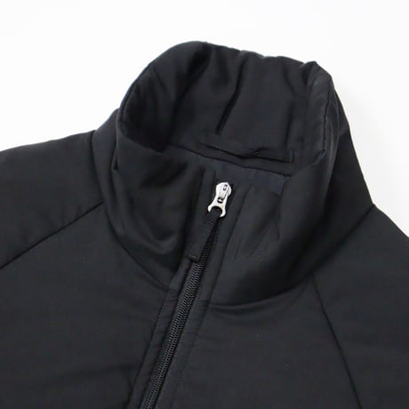 ATON（エートン）"MAT AIRLY NYLON WOOL PADDED STAND JACKET"