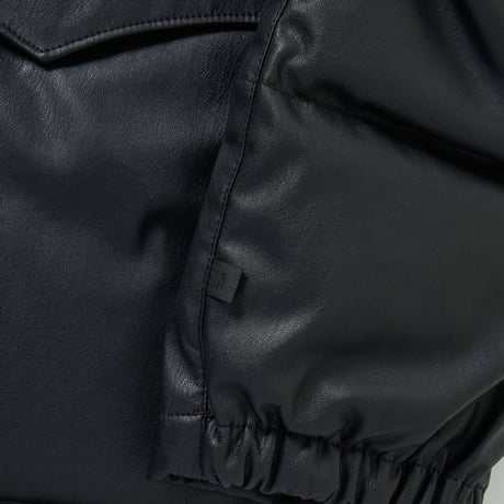 DAIWA PIER39（ダイワ ピア39）"TECH 2WAY SYNTHETIC SKIN DOWN JACKET"