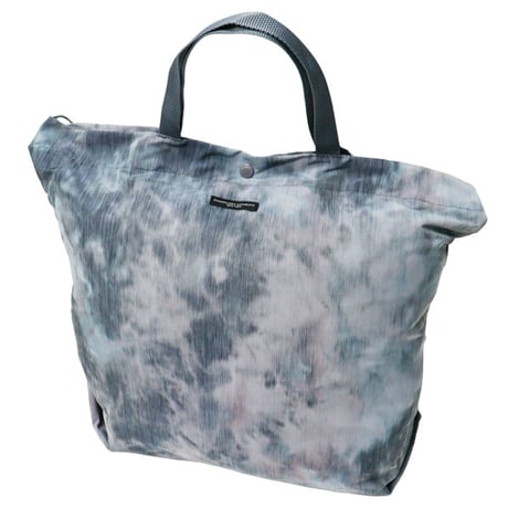 ENGINEERED GARMENTS（エンジニアード ガーメンツ）"Carry All Tote - Polyester Smoke Print"