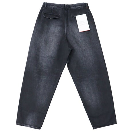 Graphpaper（グラフペーパー）"Selvage Denim Two Tuck Tapered Pants - DARK FADE"