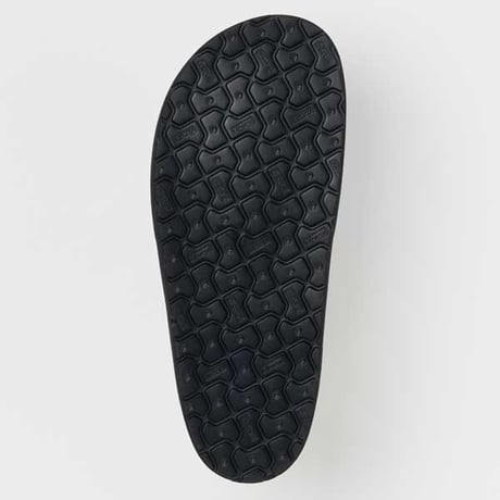 Hender Scheme（エンダースキーマ）"comfy cheak"