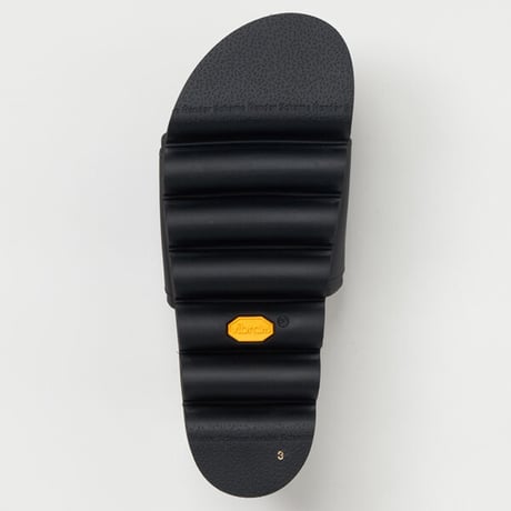 Hender Scheme（エンダースキーマ）"caterpillar / Vibram"