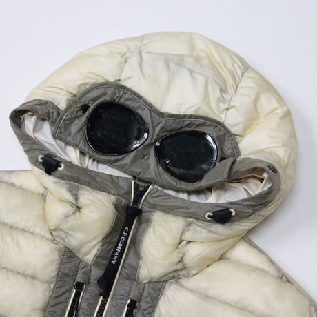 C.P. Company（シーピーカンパニー）"OUTERWEAR MEDIUM JKT IN DD-SHELL - PISTACHIO SHELL"