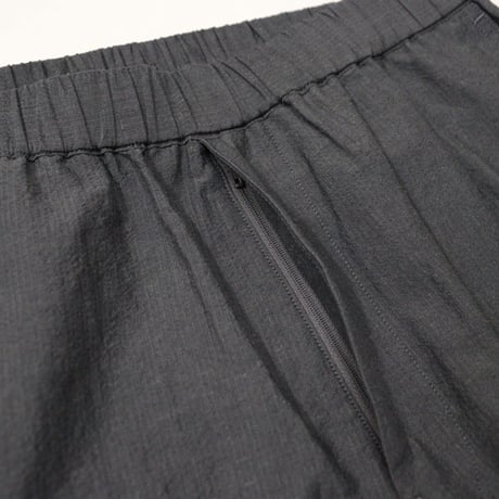 Graphpaper（グラフペーパー）"Cotton Linen Seersucker Track Pants"