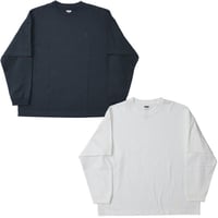 is-ness（イズネス）"LAYERED LONG SLEEVE T-SHIRT"
