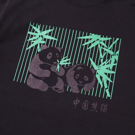 OVERCOAT（オーバーコート）"Chiyonofuji Collaboration Panda T-shirt - black"
