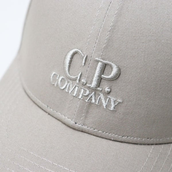 C.P. Company（シーピーカンパニー）