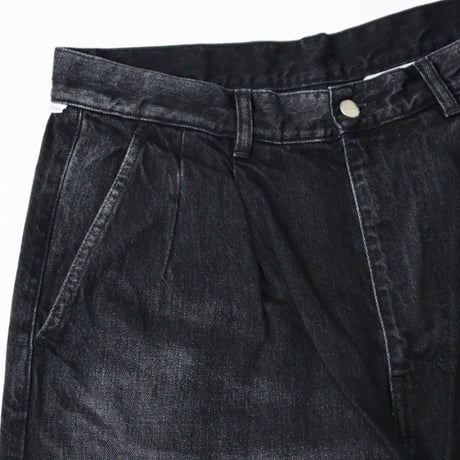 Graphpaper（グラフペーパー）"Selvage Denim Two Tuck Tapered Pants - DARK FADE"