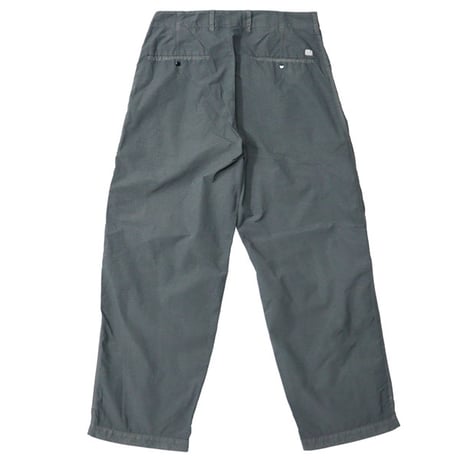 C.P. Company（シーピーカンパニー）"FLATT NYLON LOOSE PT"